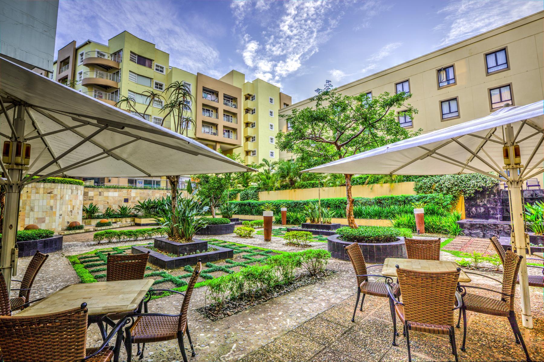City Lodge Hotel Umhlanga Ridge Дурбан Экстерьер фото