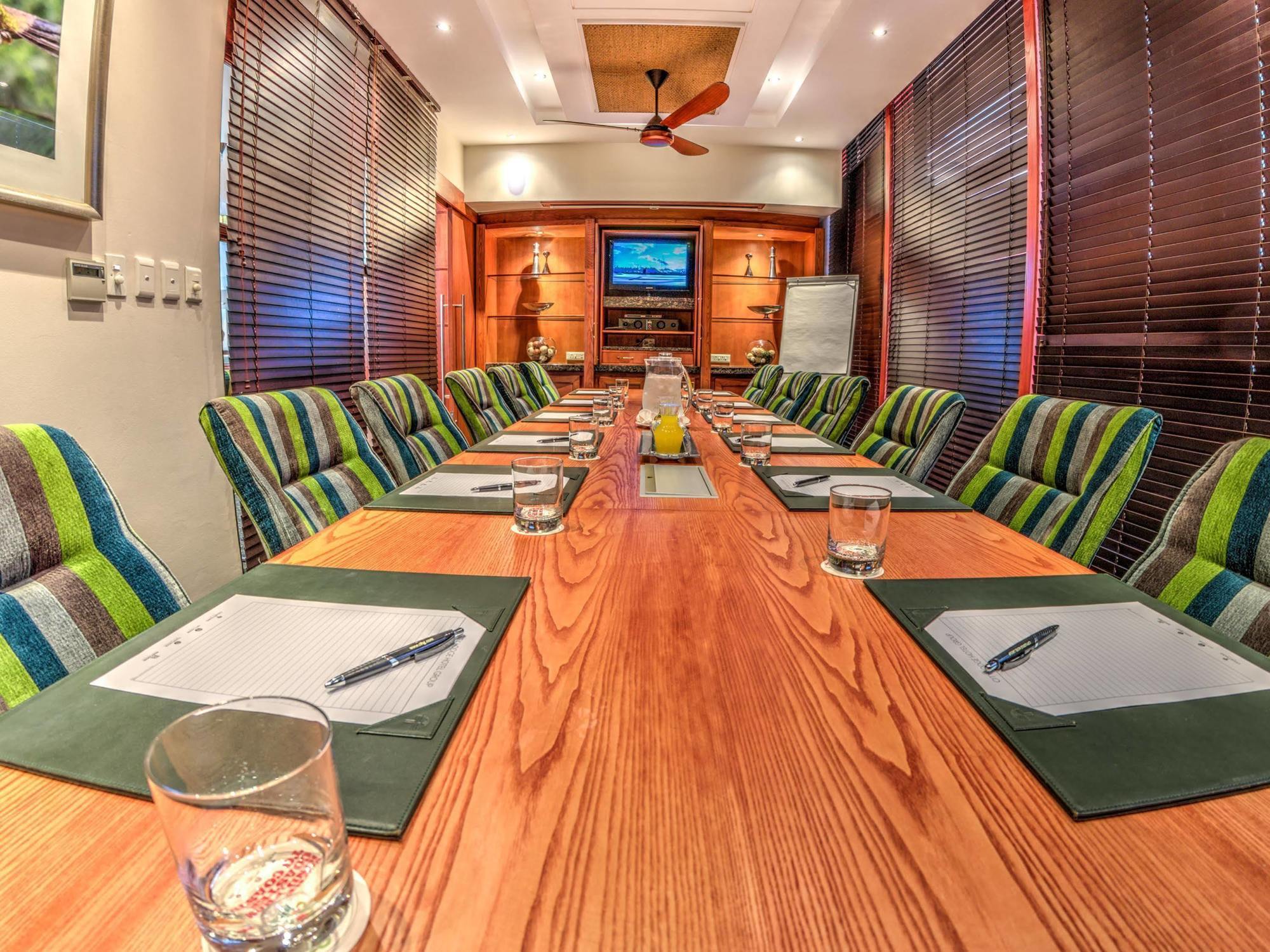 City Lodge Hotel Umhlanga Ridge Дурбан Экстерьер фото