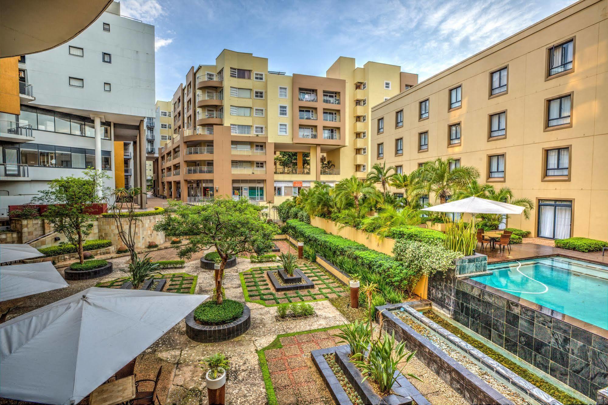 City Lodge Hotel Umhlanga Ridge Дурбан Экстерьер фото